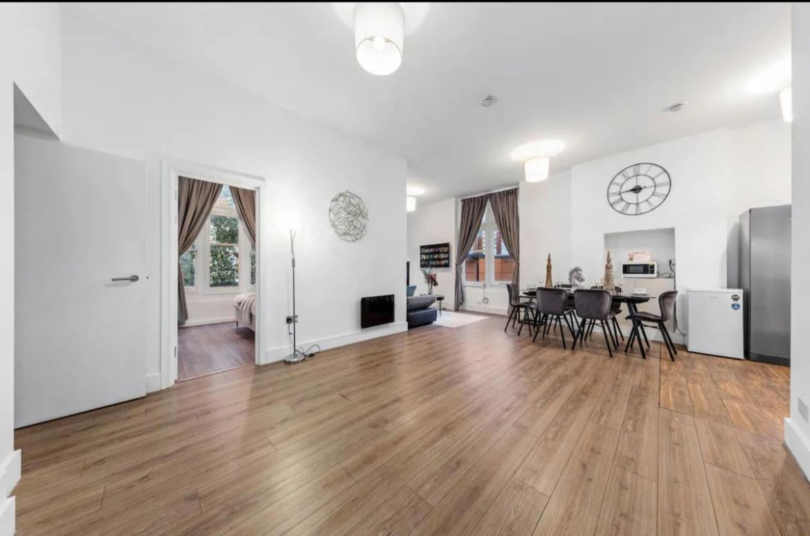 Majestic 2-Bedroom Flat In Knightsbridge-Hyde Park Kb70 ロンドン エクステリア 写真